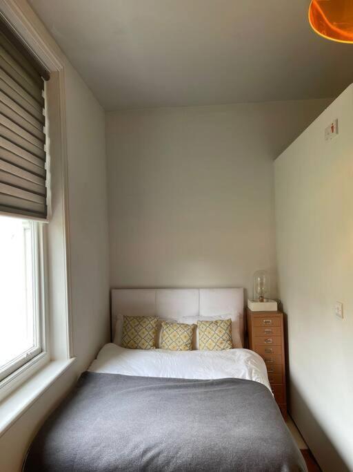4 Quiet Compact Studio With Garden View - Best Location - Comfortable - Quiet Διαμέρισμα Μπράιτον Εξωτερικό φωτογραφία
